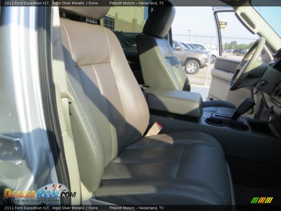 2011 Ford Expedition XLT Ingot Silver Metallic / Stone Photo #24