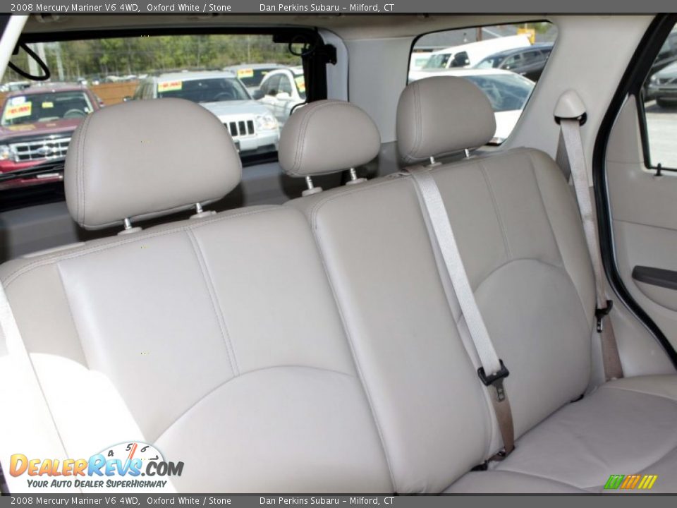 2008 Mercury Mariner V6 4WD Oxford White / Stone Photo #15