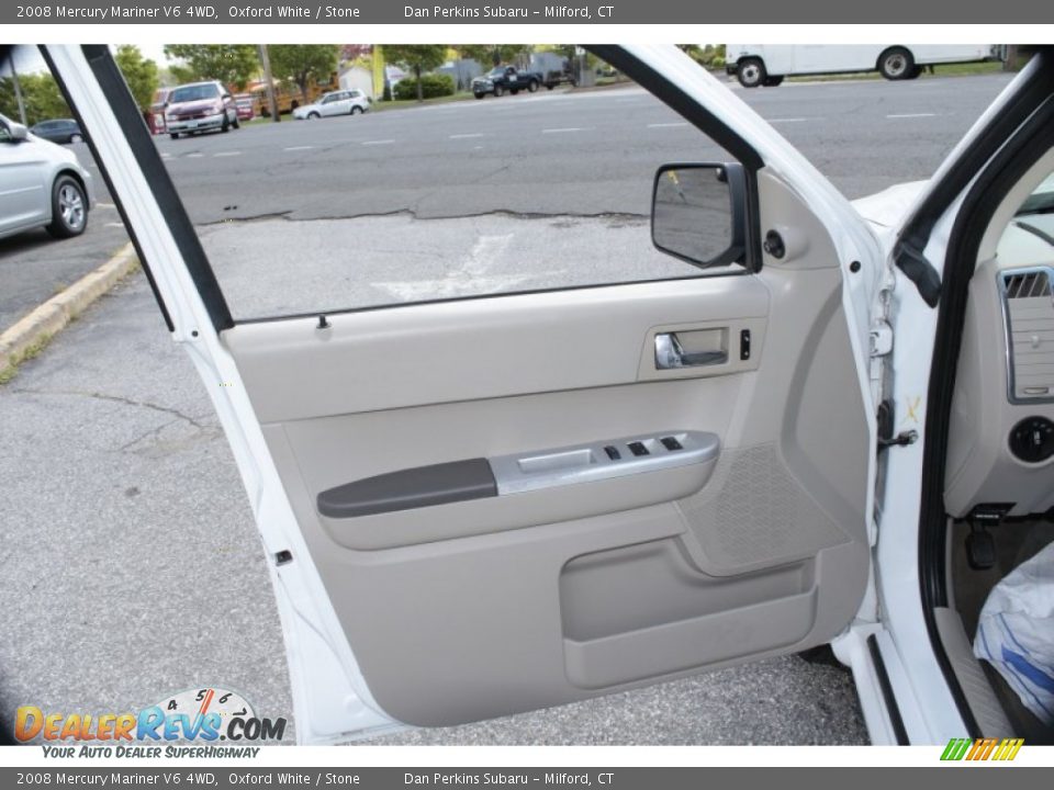 2008 Mercury Mariner V6 4WD Oxford White / Stone Photo #20