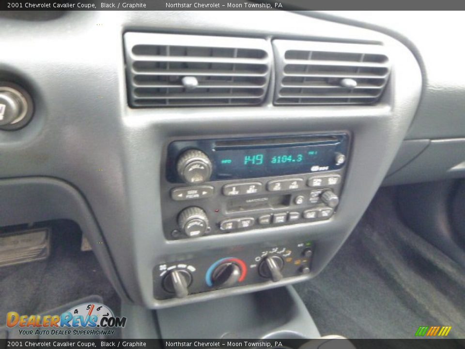 2001 Chevrolet Cavalier Coupe Black / Graphite Photo #13