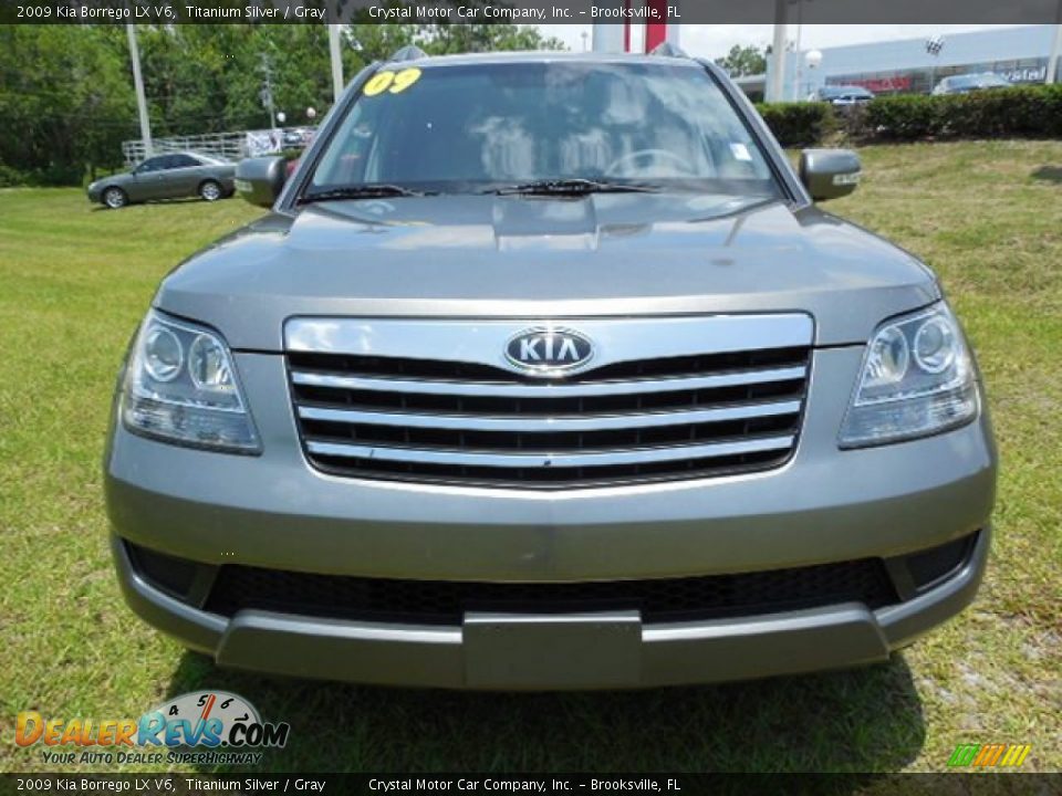 2009 Kia Borrego LX V6 Titanium Silver / Gray Photo #15