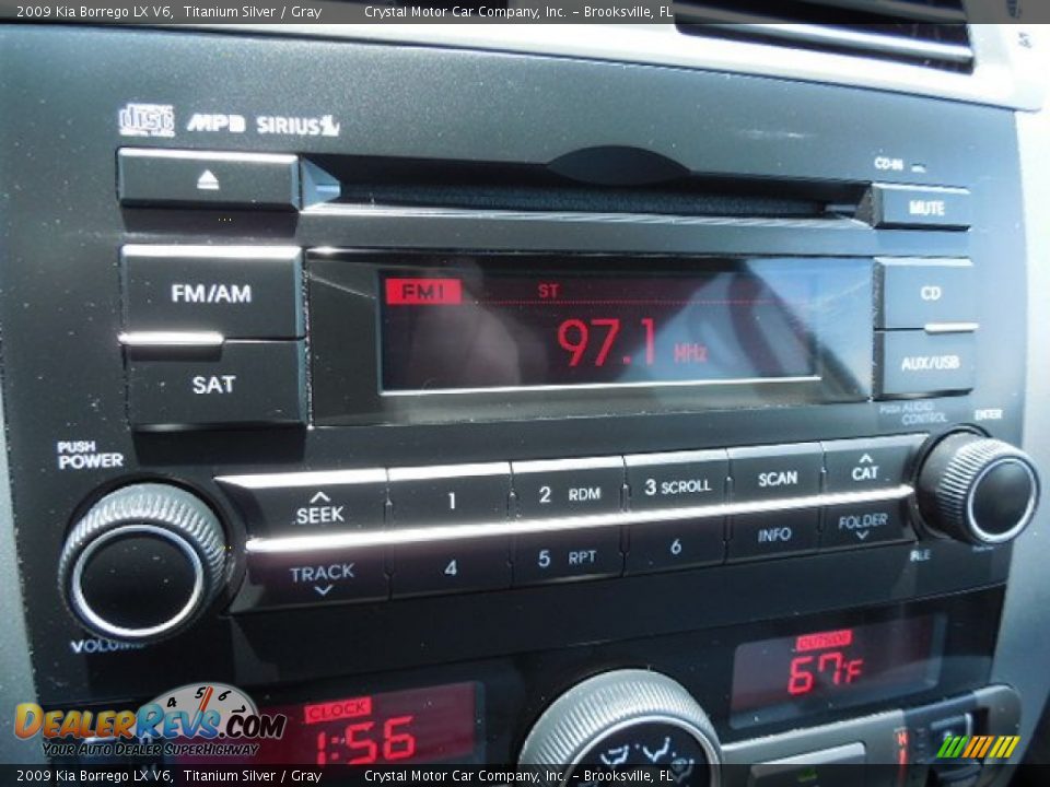 2009 Kia Borrego LX V6 Titanium Silver / Gray Photo #21