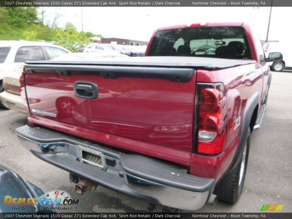 2007 Chevrolet Silverado 1500 Classic Z71 Extended Cab 4x4 Sport Red Metallic / Dark Charcoal Photo #2