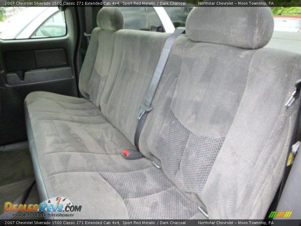 Rear Seat of 2007 Chevrolet Silverado 1500 Classic Z71 Extended Cab 4x4 Photo #8