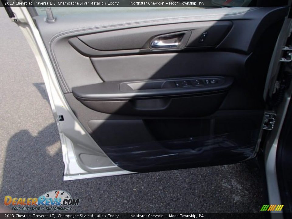 2013 Chevrolet Traverse LT Champagne Silver Metallic / Ebony Photo #12