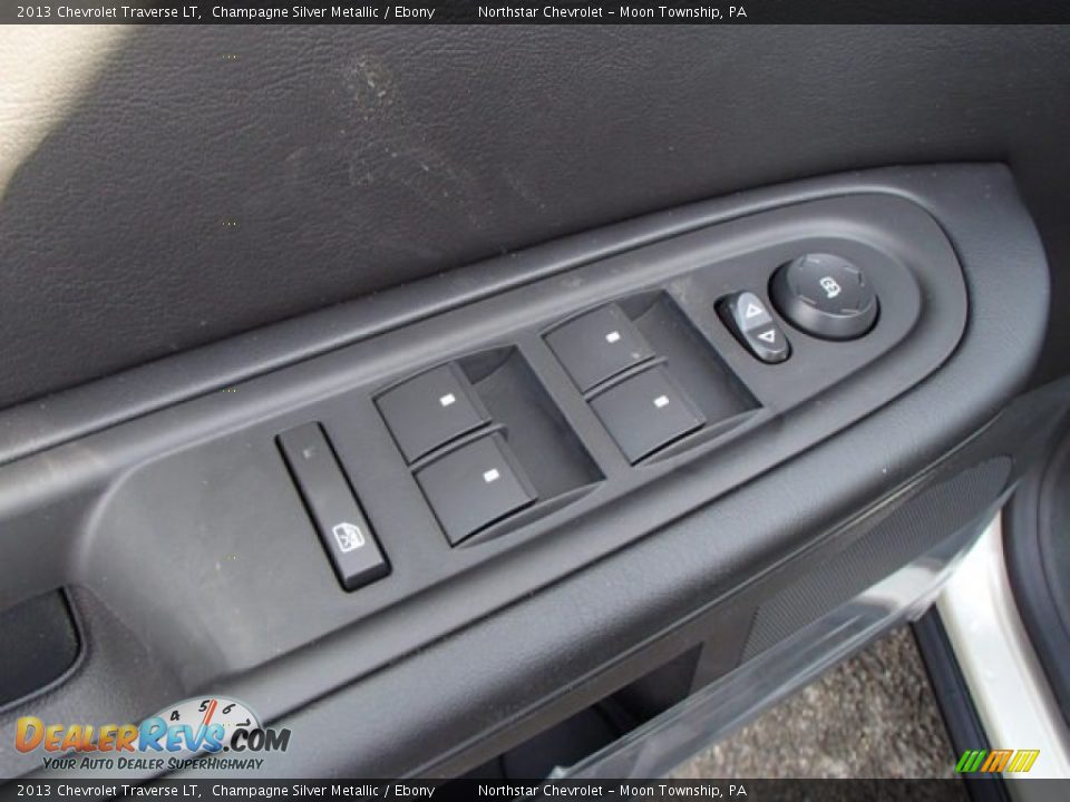 2013 Chevrolet Traverse LT Champagne Silver Metallic / Ebony Photo #15