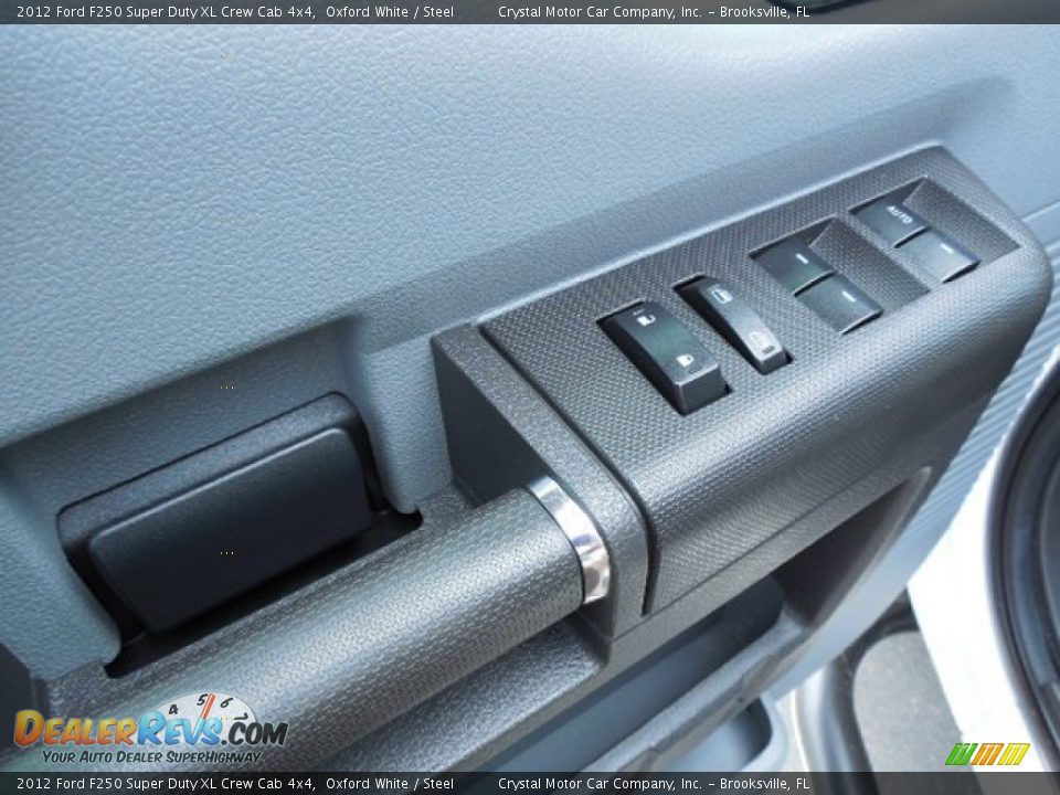 2012 Ford F250 Super Duty XL Crew Cab 4x4 Oxford White / Steel Photo #17