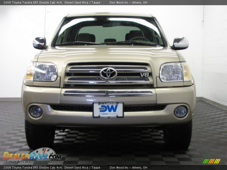 2006 Toyota Tundra SR5 Double Cab 4x4 Desert Sand Mica / Taupe Photo #2