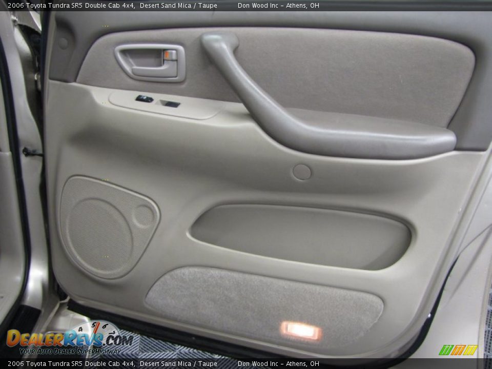 2006 Toyota Tundra SR5 Double Cab 4x4 Desert Sand Mica / Taupe Photo #15