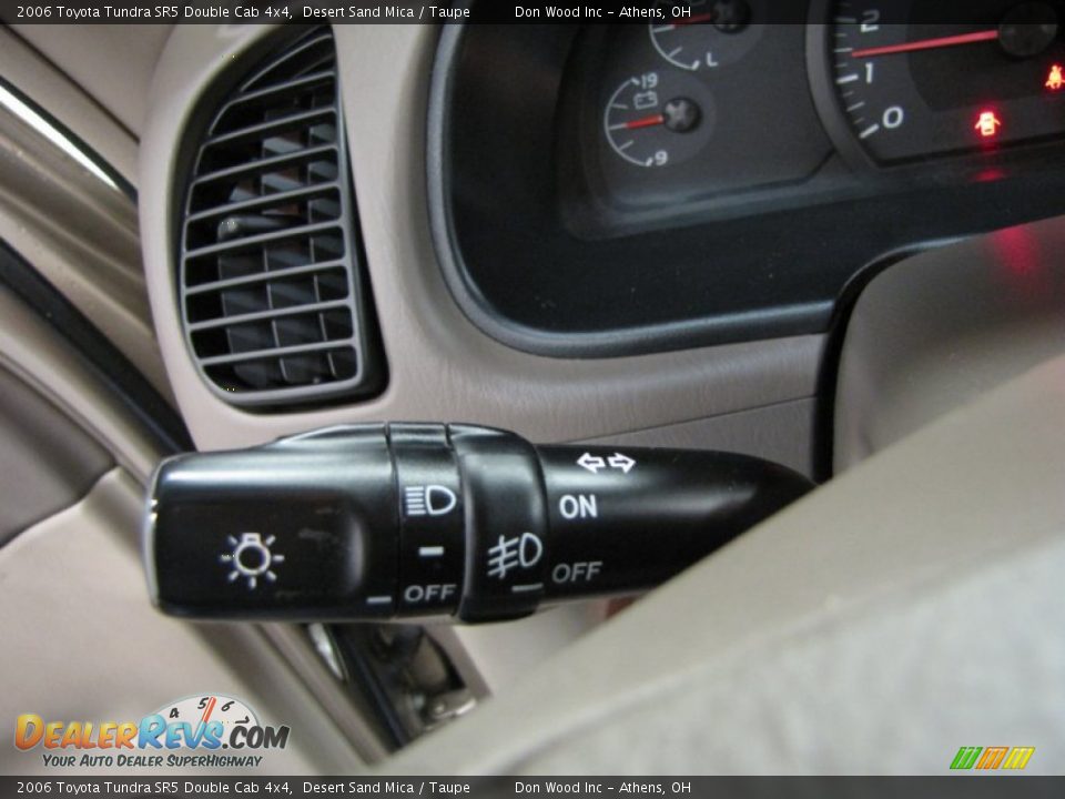 2006 Toyota Tundra SR5 Double Cab 4x4 Desert Sand Mica / Taupe Photo #17