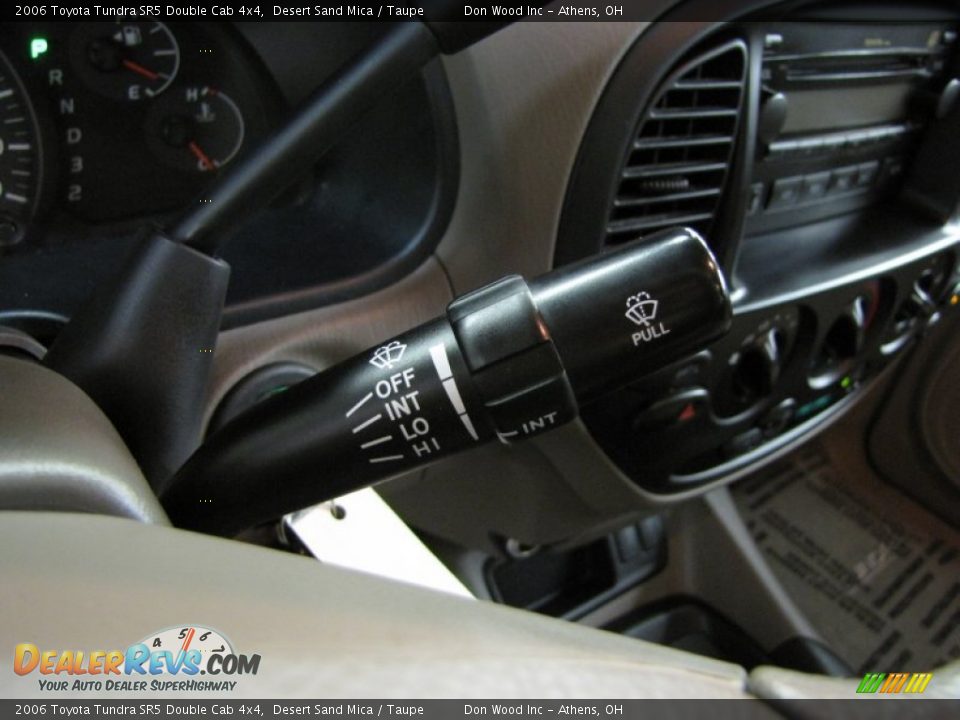 2006 Toyota Tundra SR5 Double Cab 4x4 Desert Sand Mica / Taupe Photo #18