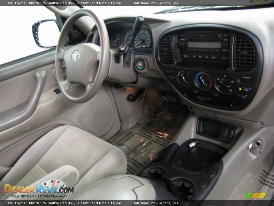 2006 Toyota Tundra SR5 Double Cab 4x4 Desert Sand Mica / Taupe Photo #21