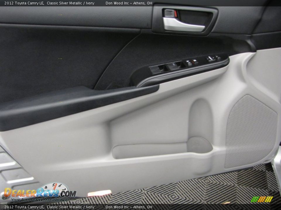 2012 Toyota Camry LE Classic Silver Metallic / Ivory Photo #10