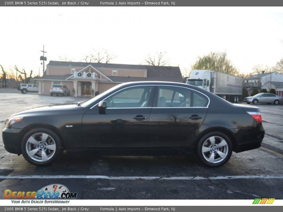 2005 BMW 5 Series 525i Sedan Jet Black / Grey Photo #3