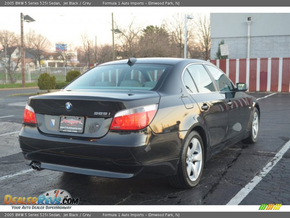 2005 BMW 5 Series 525i Sedan Jet Black / Grey Photo #6