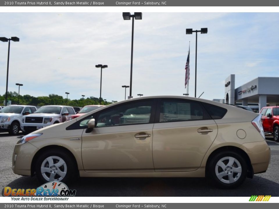2010 Toyota Prius Hybrid II Sandy Beach Metallic / Bisque Photo #5