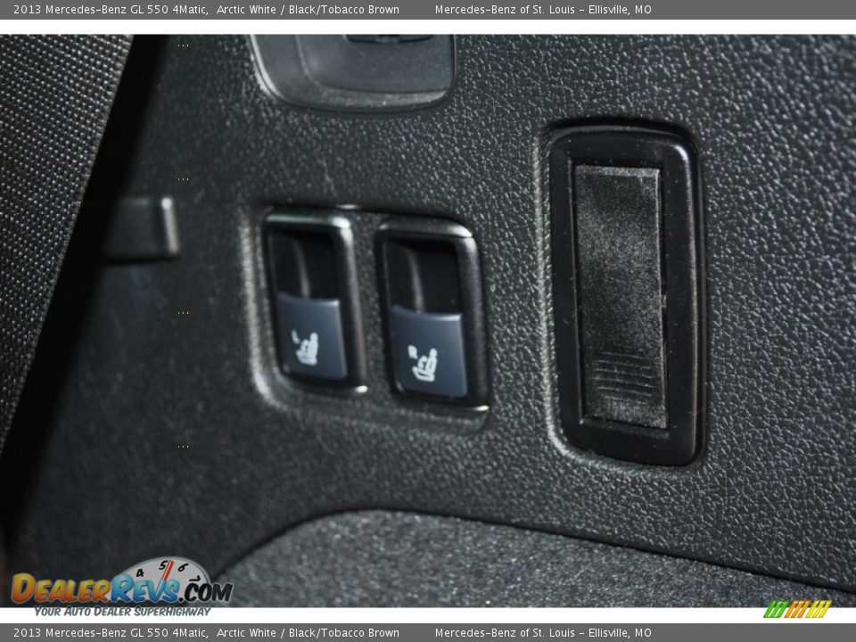 2013 Mercedes-Benz GL 550 4Matic Arctic White / Black/Tobacco Brown Photo #19