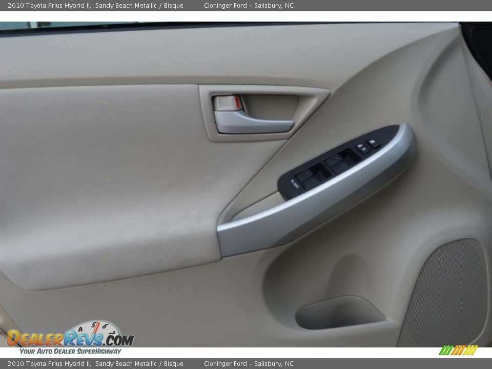 2010 Toyota Prius Hybrid II Sandy Beach Metallic / Bisque Photo #8