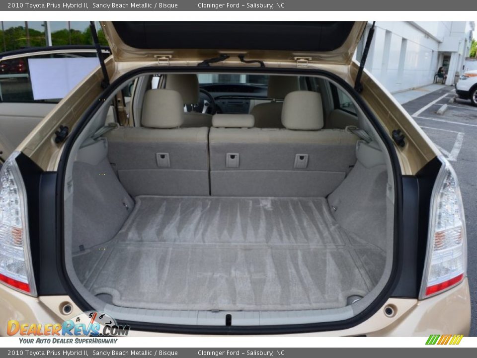 2010 Toyota Prius Hybrid II Sandy Beach Metallic / Bisque Photo #12