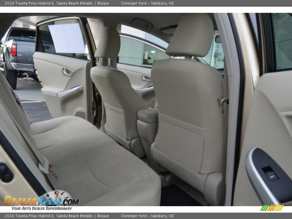 2010 Toyota Prius Hybrid II Sandy Beach Metallic / Bisque Photo #13