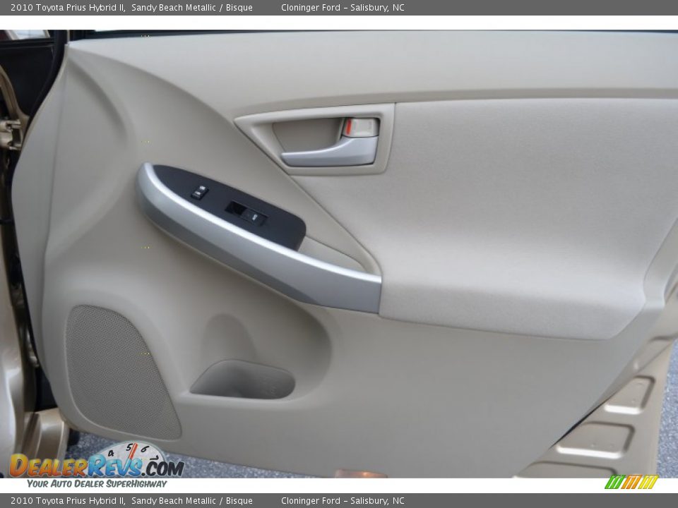 2010 Toyota Prius Hybrid II Sandy Beach Metallic / Bisque Photo #16