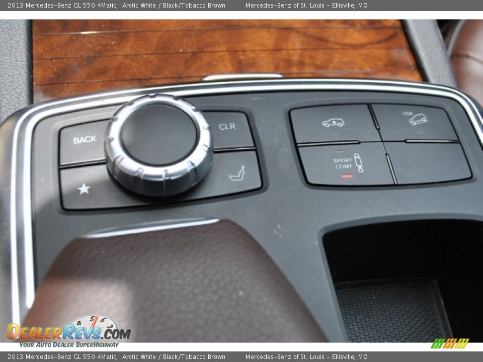 2013 Mercedes-Benz GL 550 4Matic Arctic White / Black/Tobacco Brown Photo #30