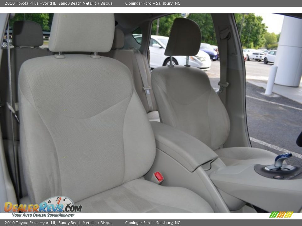 2010 Toyota Prius Hybrid II Sandy Beach Metallic / Bisque Photo #17