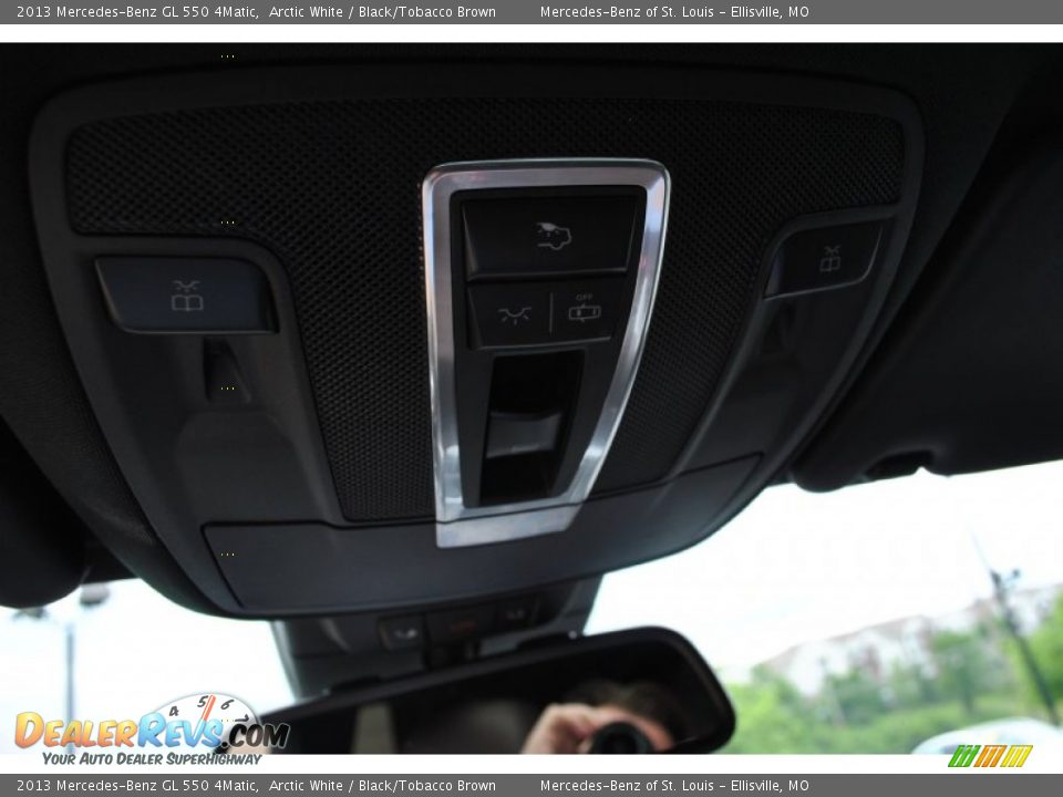 2013 Mercedes-Benz GL 550 4Matic Arctic White / Black/Tobacco Brown Photo #31