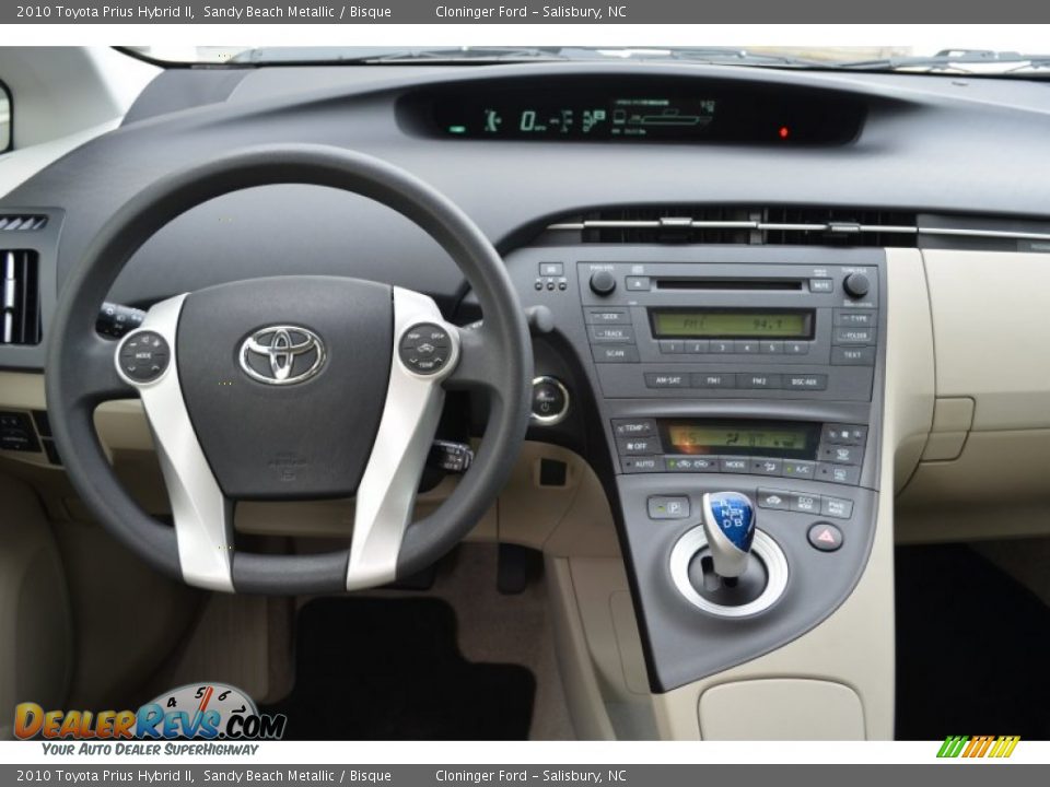 2010 Toyota Prius Hybrid II Sandy Beach Metallic / Bisque Photo #19