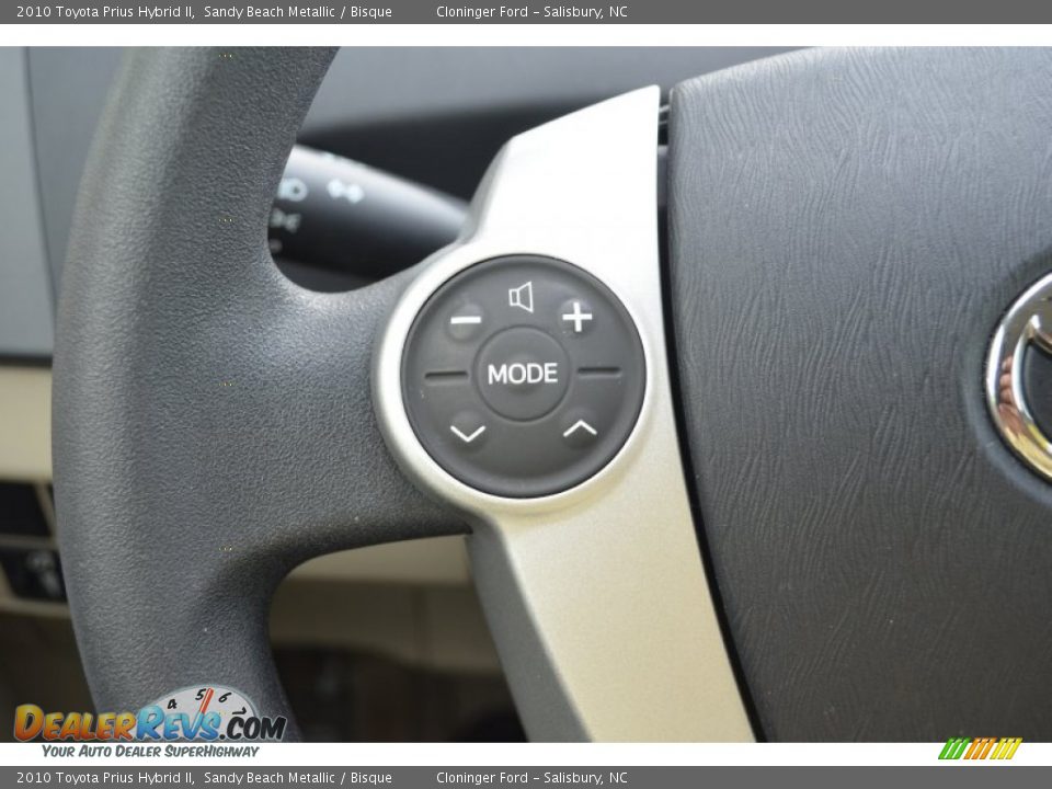 2010 Toyota Prius Hybrid II Sandy Beach Metallic / Bisque Photo #21