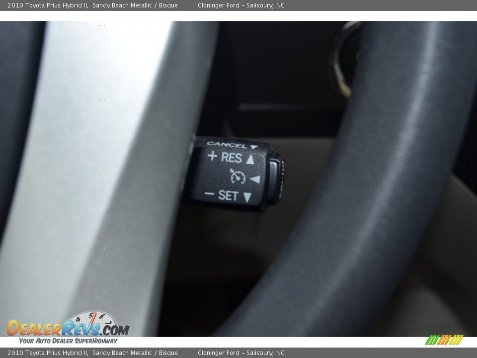 2010 Toyota Prius Hybrid II Sandy Beach Metallic / Bisque Photo #23