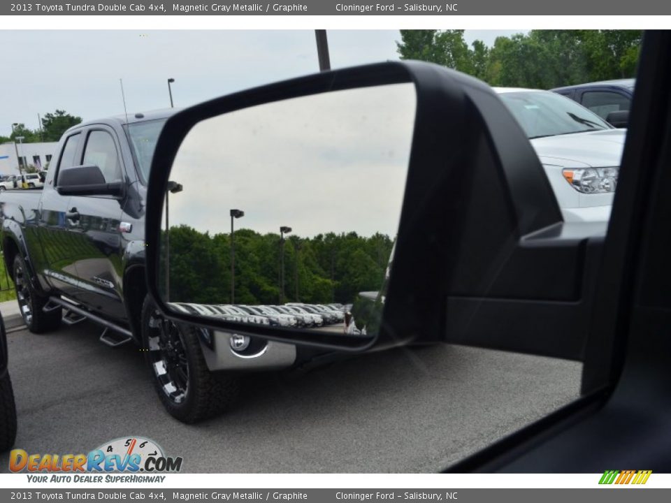 2013 Toyota Tundra Double Cab 4x4 Magnetic Gray Metallic / Graphite Photo #23