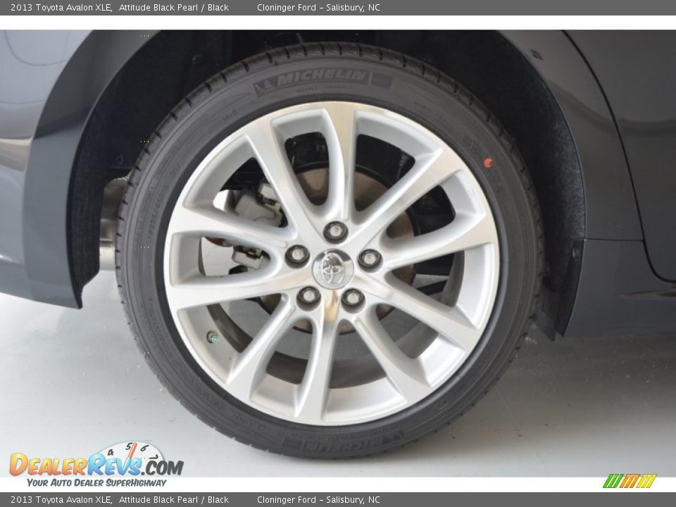 2013 Toyota Avalon XLE Attitude Black Pearl / Black Photo #9