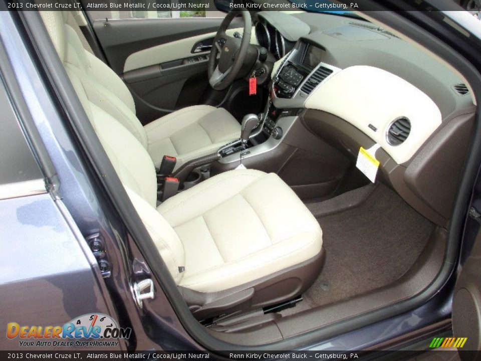 Cocoa/Light Neutral Interior - 2013 Chevrolet Cruze LT Photo #6
