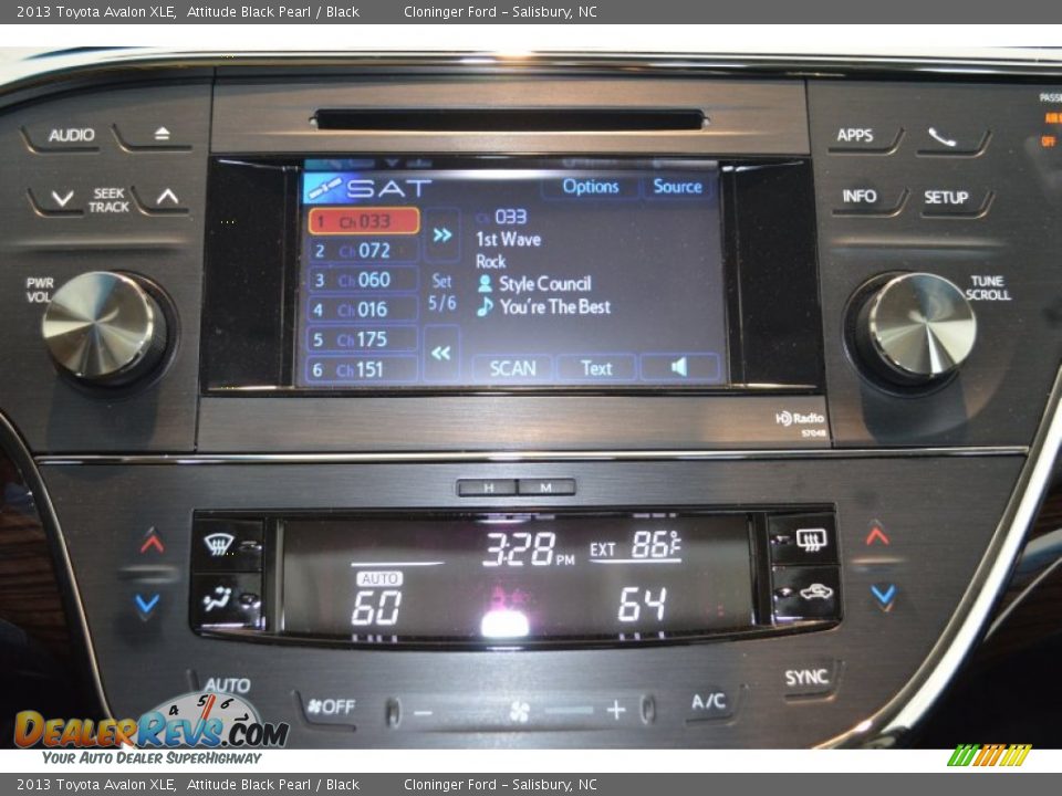 2013 Toyota Avalon XLE Attitude Black Pearl / Black Photo #15