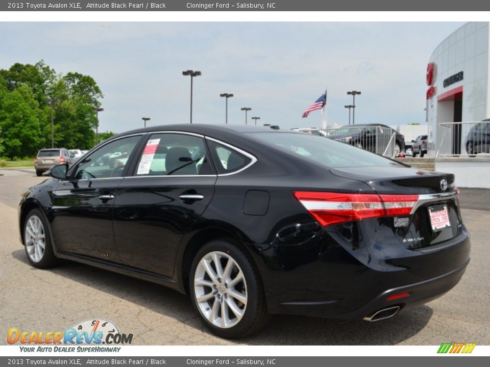2013 Toyota Avalon XLE Attitude Black Pearl / Black Photo #27