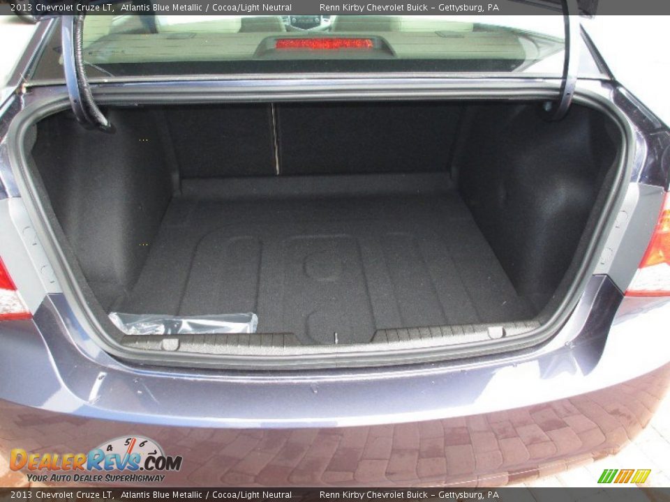 2013 Chevrolet Cruze LT Trunk Photo #20