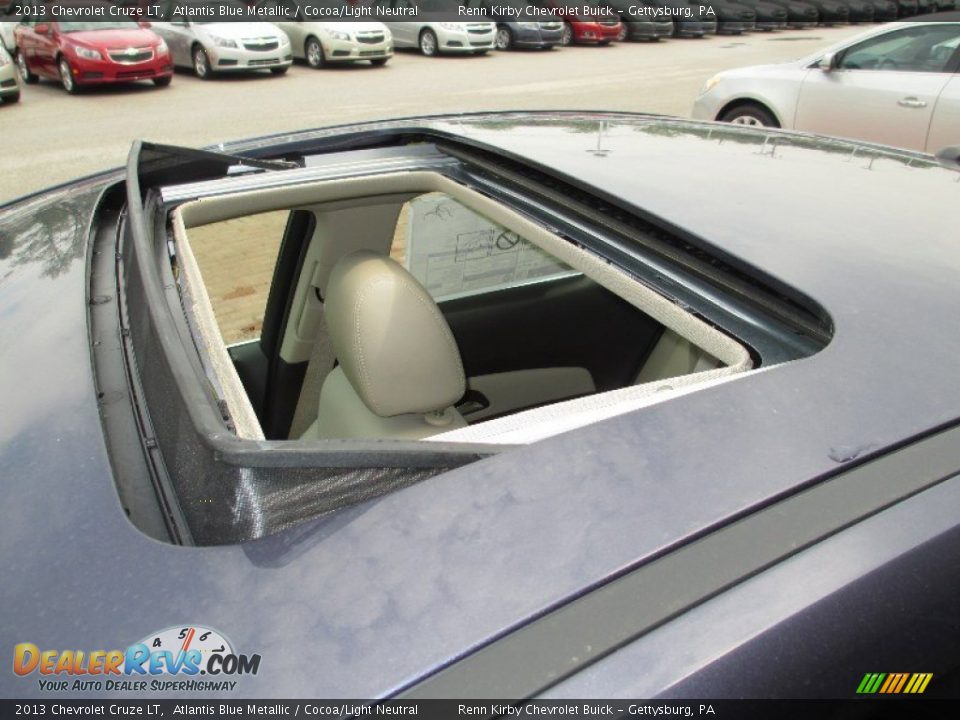 Sunroof of 2013 Chevrolet Cruze LT Photo #28