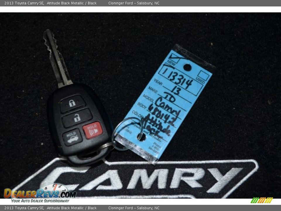 2013 Toyota Camry SE Attitude Black Metallic / Black Photo #21