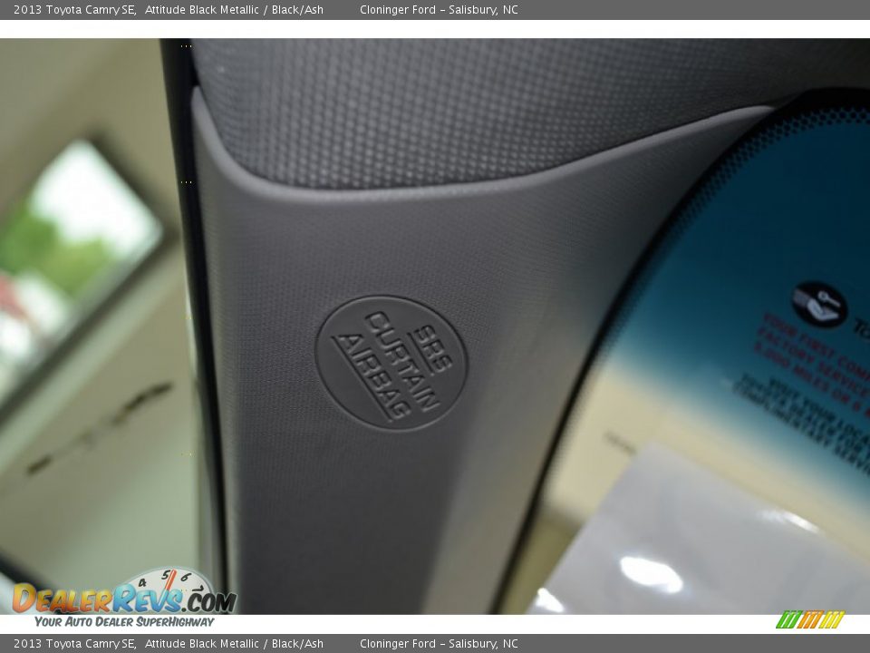 2013 Toyota Camry SE Attitude Black Metallic / Black/Ash Photo #19