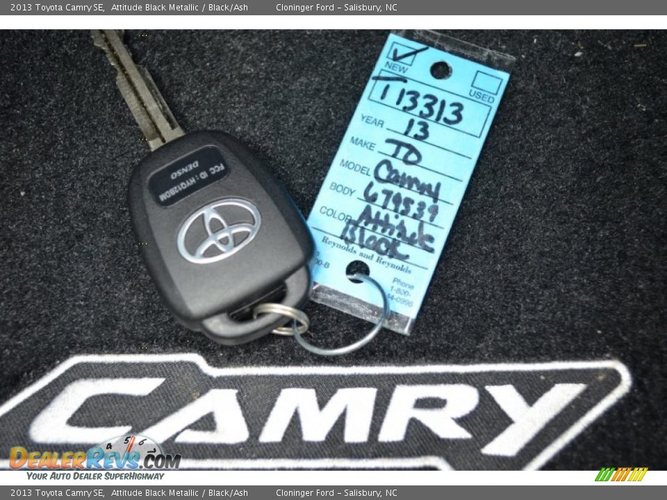 2013 Toyota Camry SE Attitude Black Metallic / Black/Ash Photo #20