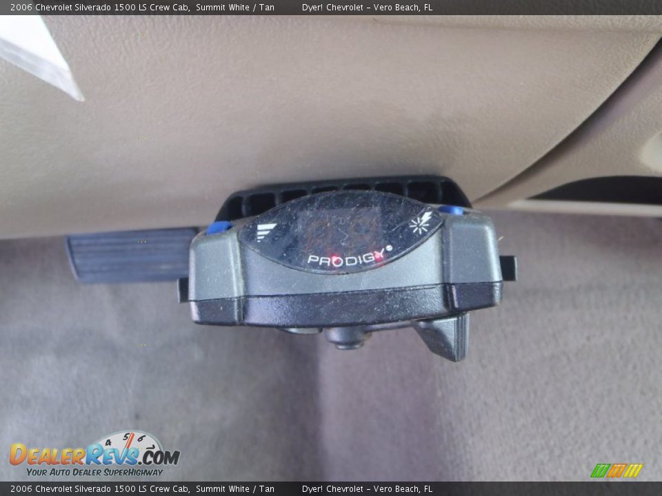 2006 Chevrolet Silverado 1500 LS Crew Cab Summit White / Tan Photo #18