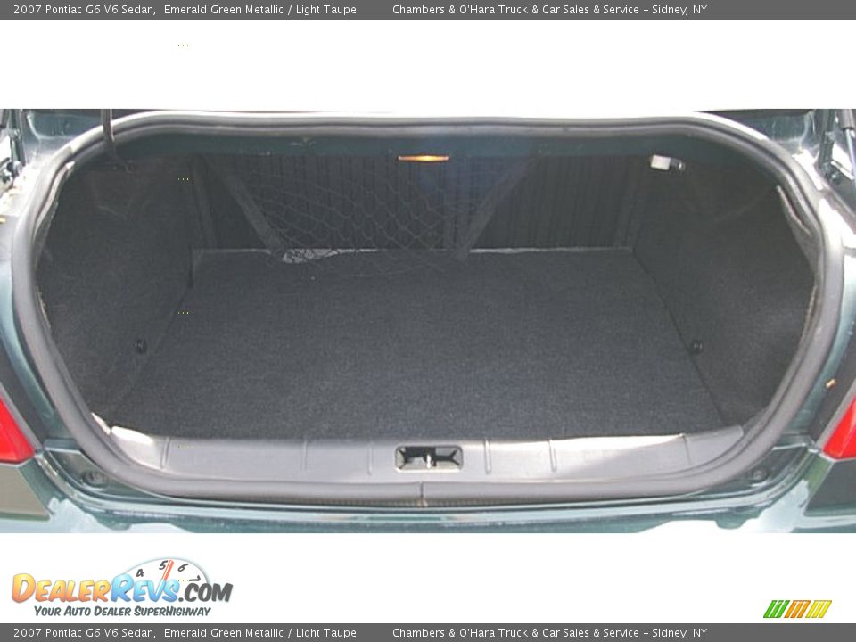 2007 Pontiac G6 V6 Sedan Emerald Green Metallic / Light Taupe Photo #7