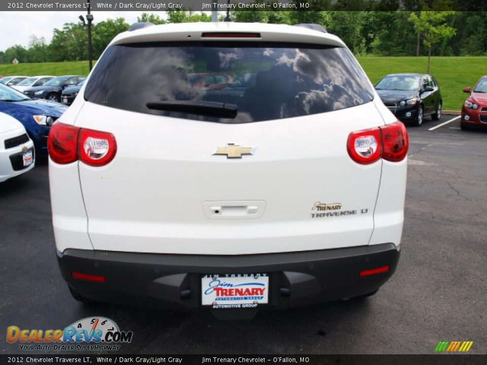 2012 Chevrolet Traverse LT White / Dark Gray/Light Gray Photo #6