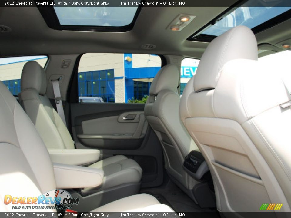 2012 Chevrolet Traverse LT White / Dark Gray/Light Gray Photo #9
