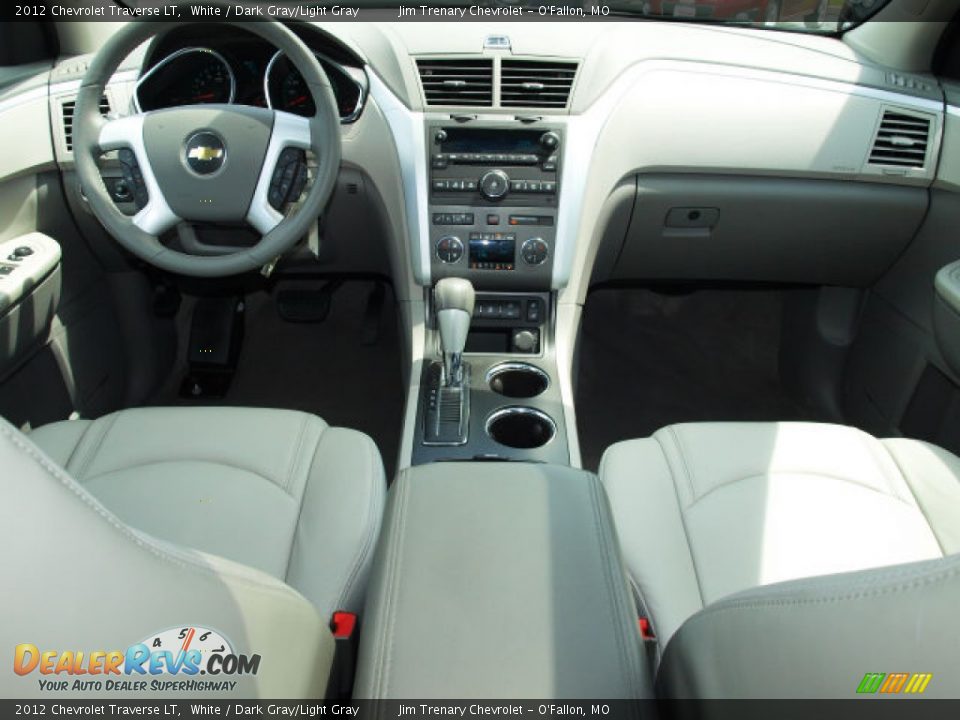 2012 Chevrolet Traverse LT White / Dark Gray/Light Gray Photo #10