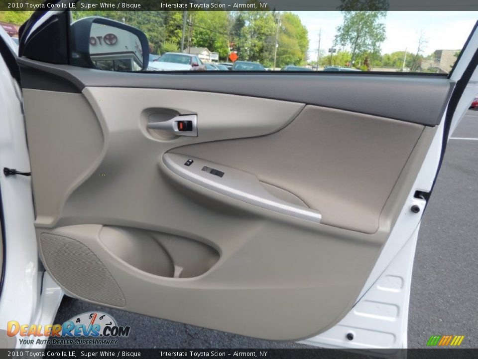 2010 Toyota Corolla LE Super White / Bisque Photo #18