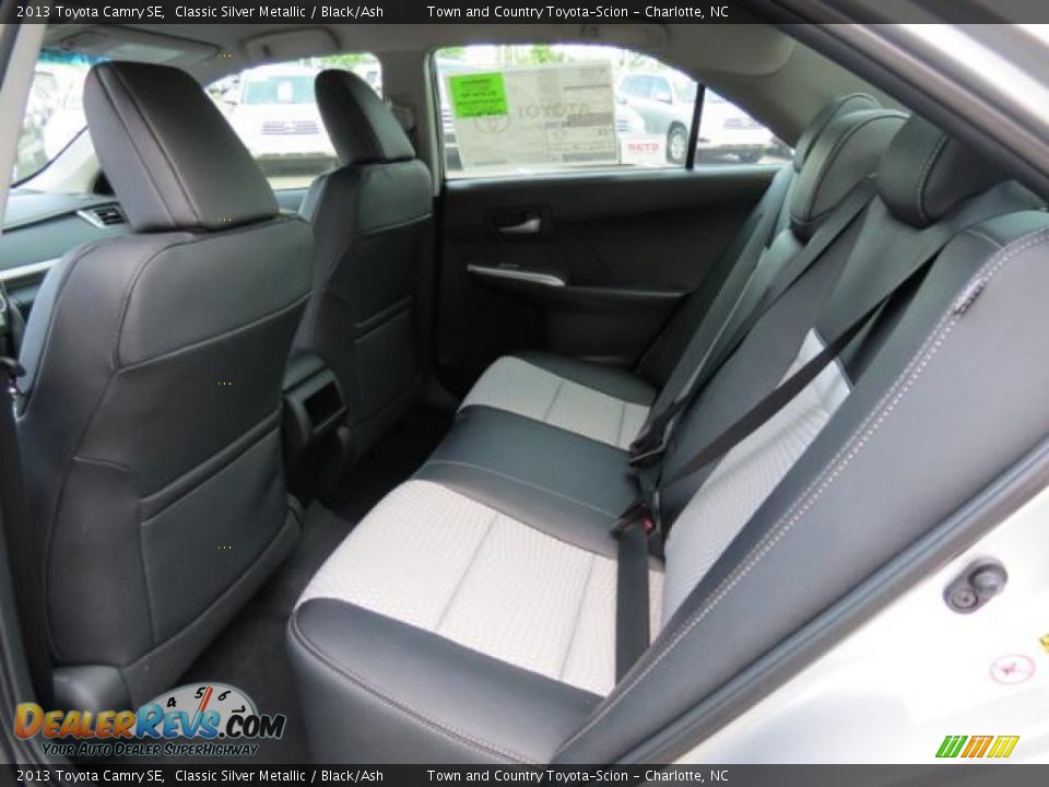 2013 Toyota Camry SE Classic Silver Metallic / Black/Ash Photo #6