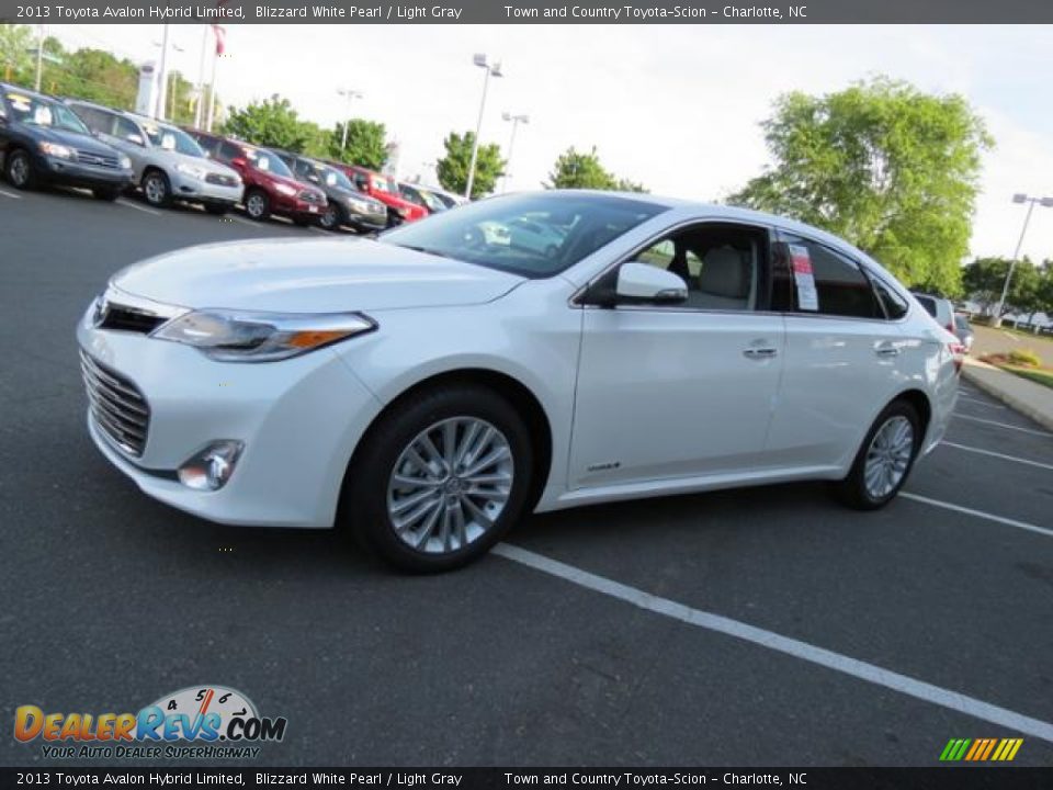 2013 Toyota Avalon Hybrid Limited Blizzard White Pearl / Light Gray Photo #3