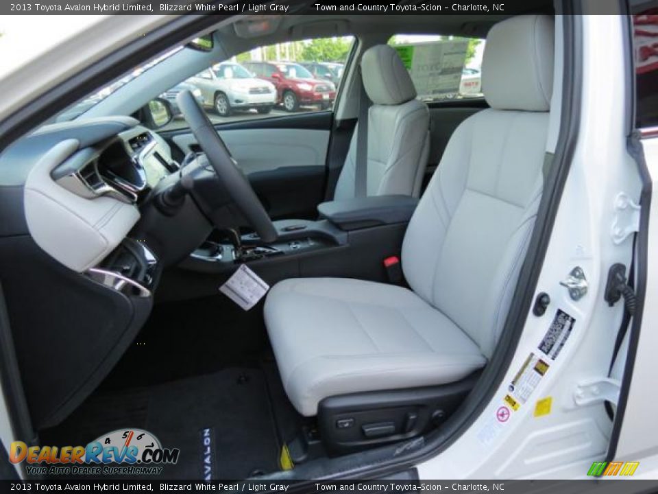 2013 Toyota Avalon Hybrid Limited Blizzard White Pearl / Light Gray Photo #8